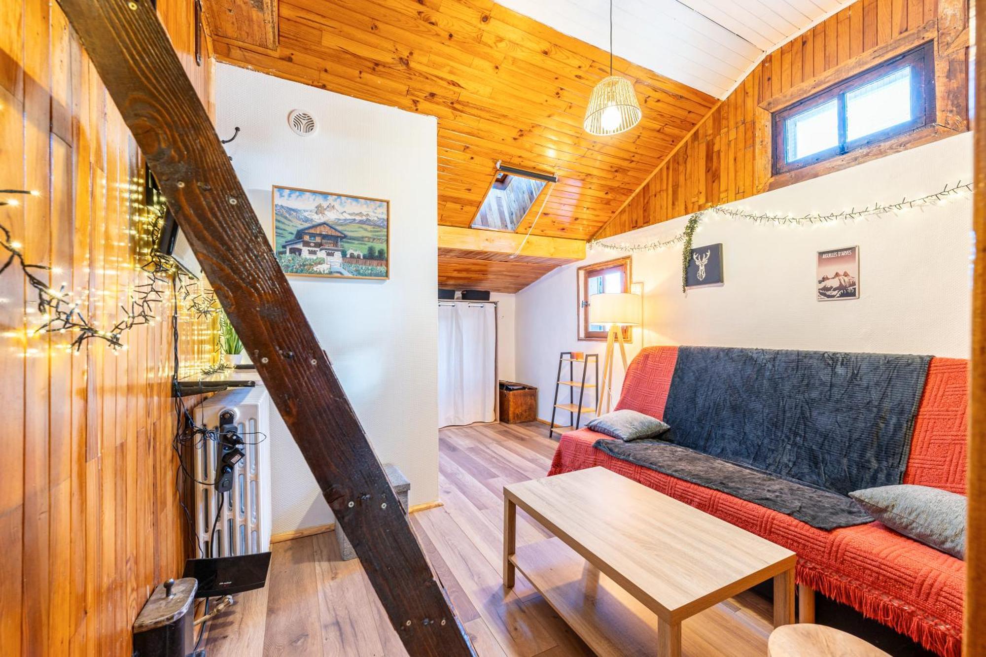 Chalet Les Aiguilles อัลบิเยซ์-มงต์รงด์ ภายนอก รูปภาพ