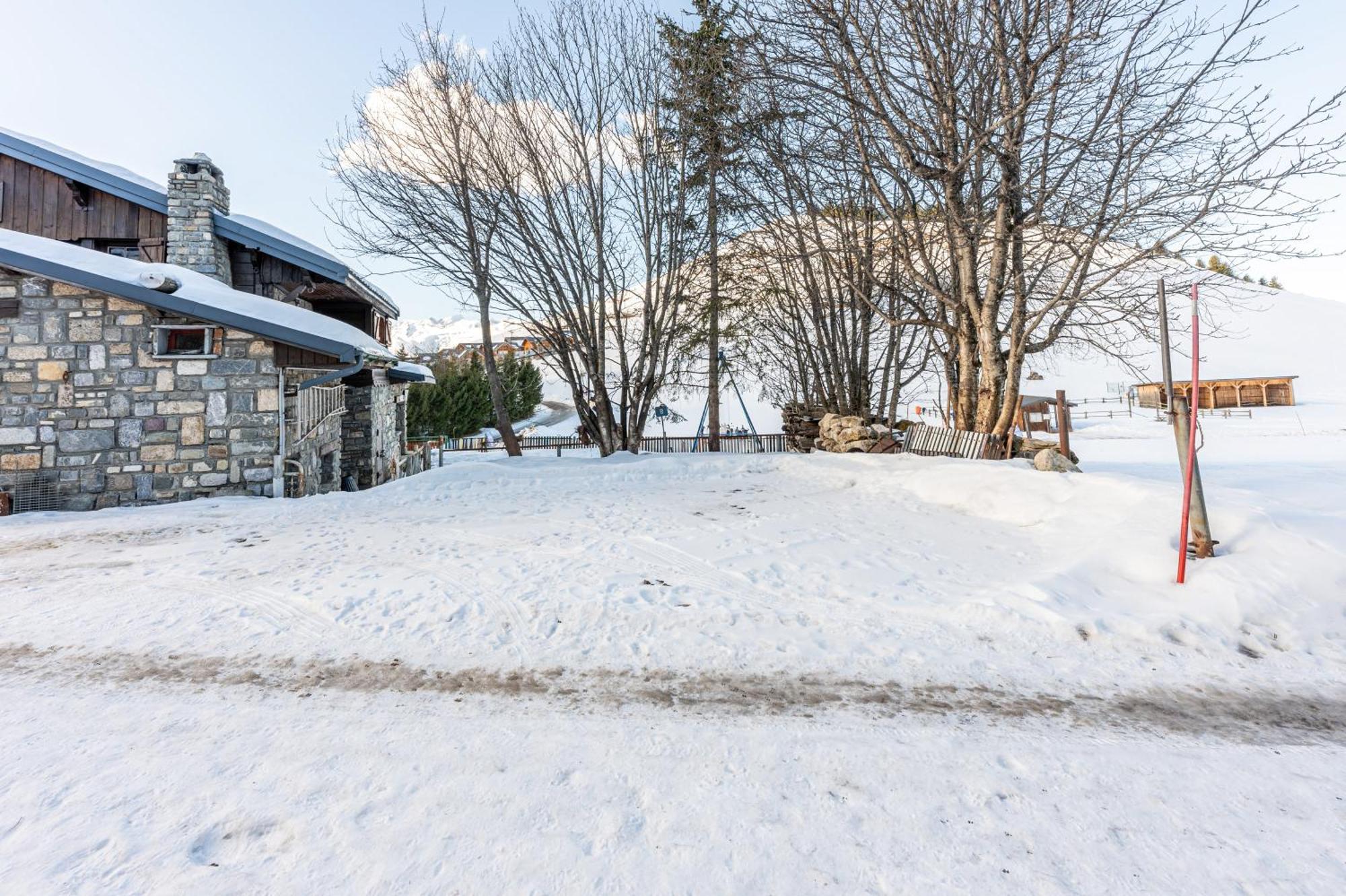 Chalet Les Aiguilles อัลบิเยซ์-มงต์รงด์ ภายนอก รูปภาพ