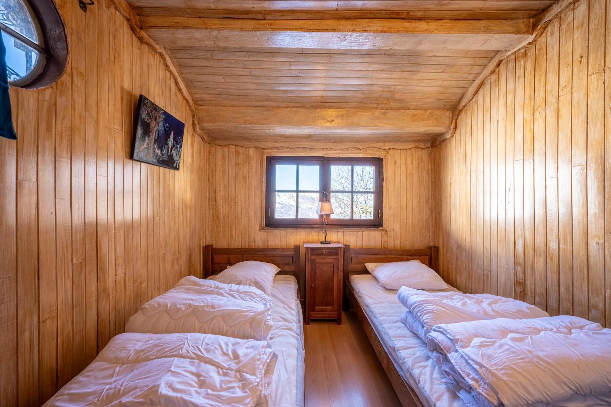 Chalet Les Aiguilles อัลบิเยซ์-มงต์รงด์ ภายนอก รูปภาพ