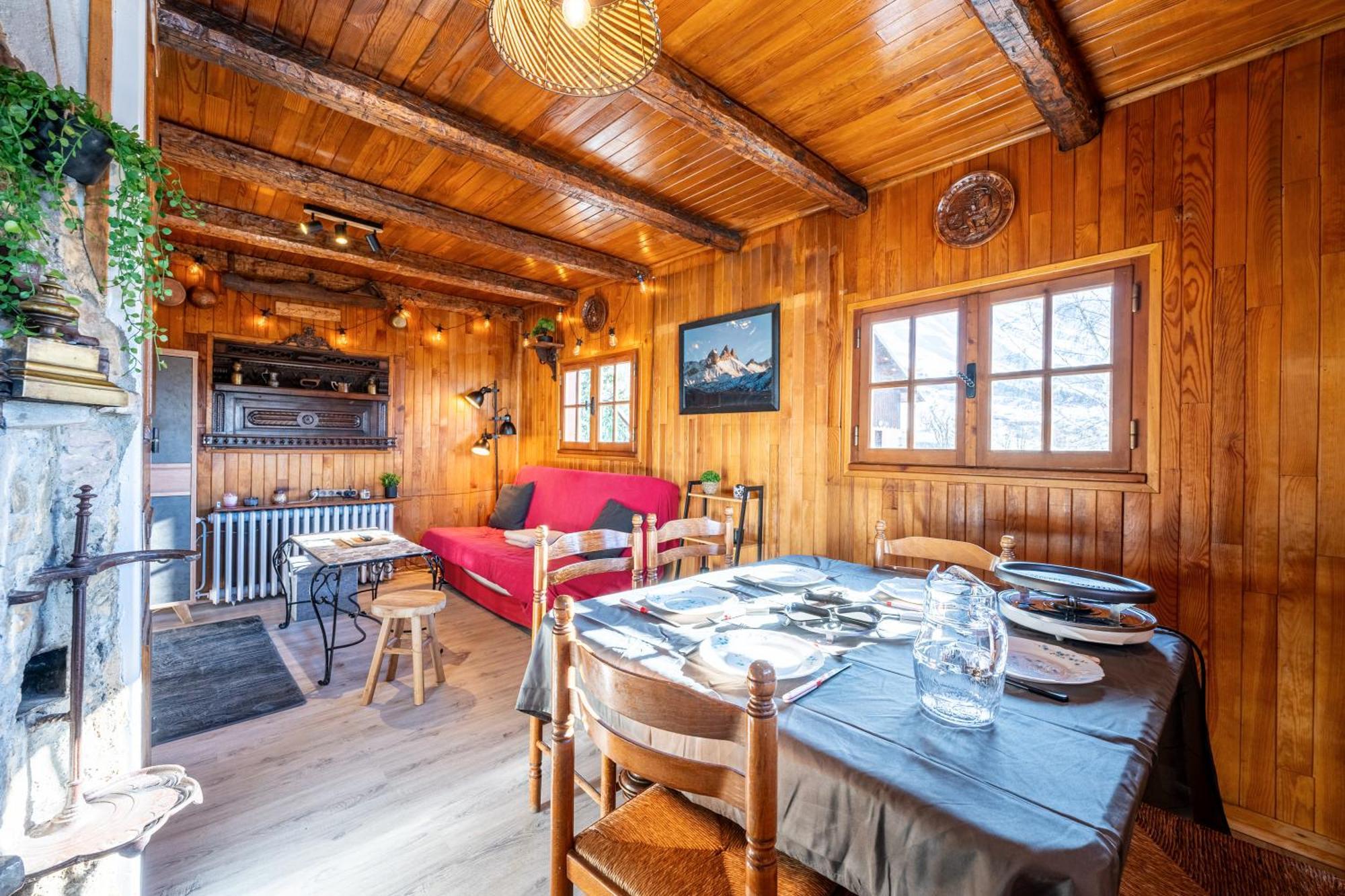 Chalet Les Aiguilles อัลบิเยซ์-มงต์รงด์ ภายนอก รูปภาพ