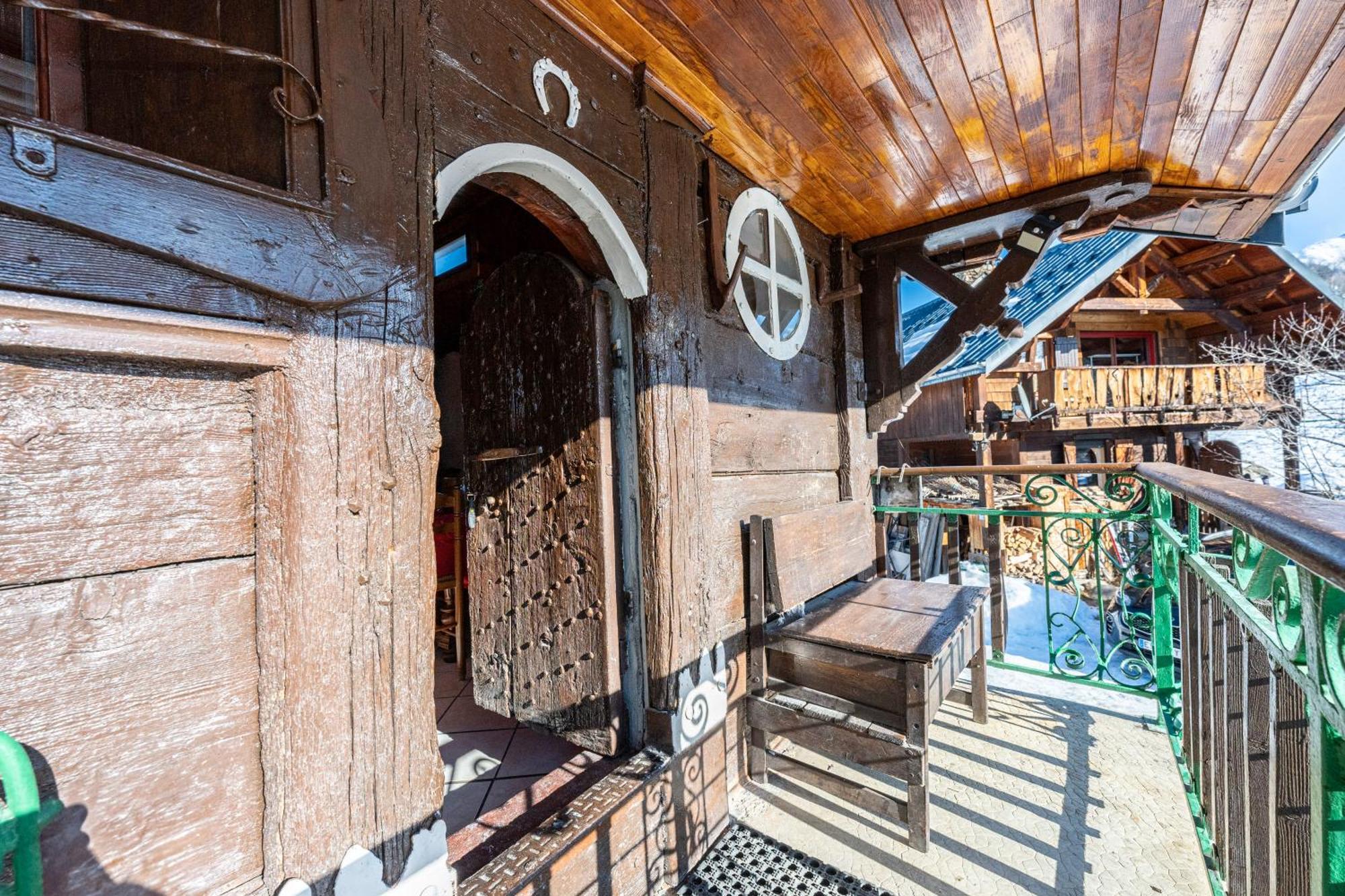 Chalet Les Aiguilles อัลบิเยซ์-มงต์รงด์ ภายนอก รูปภาพ
