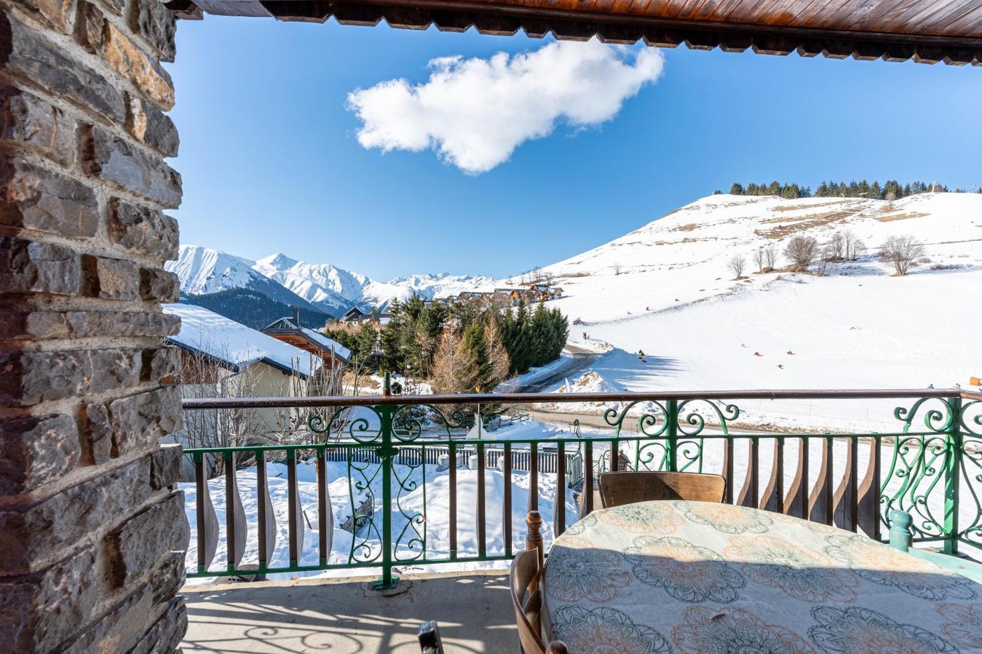 Chalet Les Aiguilles อัลบิเยซ์-มงต์รงด์ ภายนอก รูปภาพ